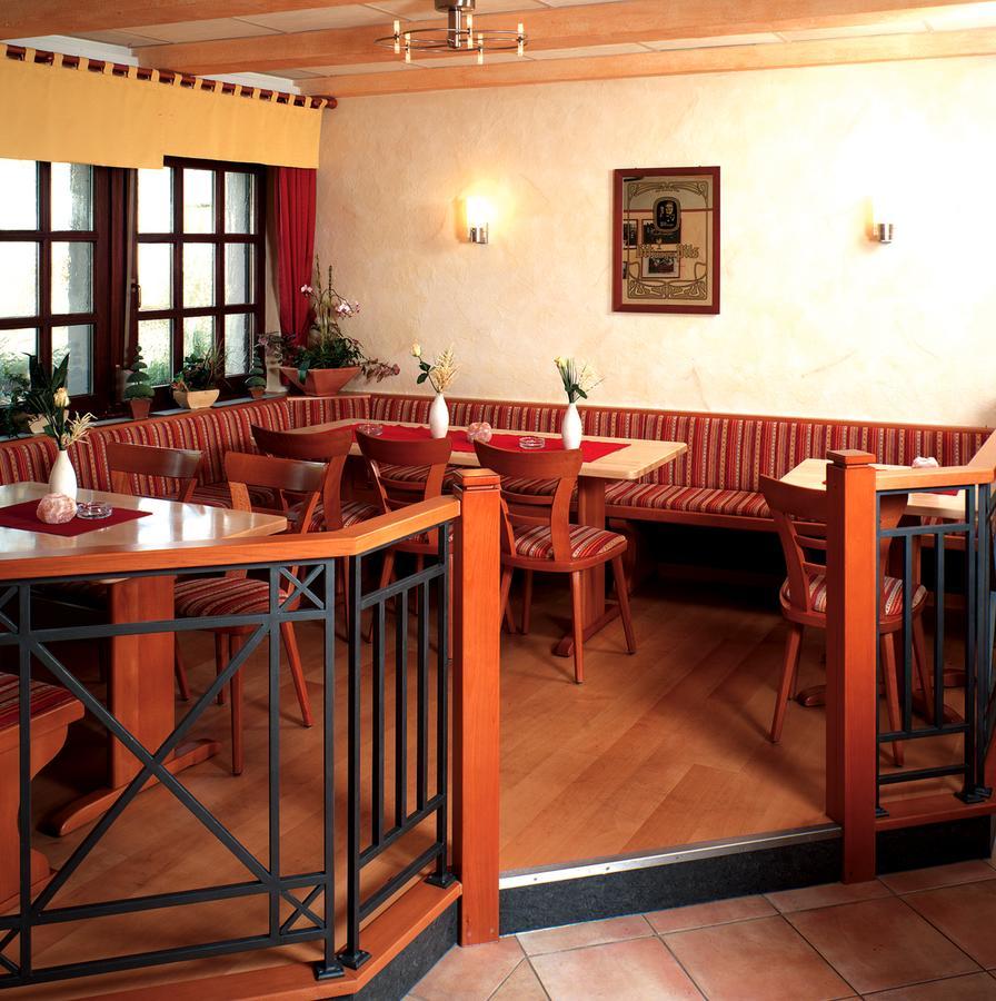Hotel-Restaurant Im Goldenen Grund Korperich Bagian luar foto